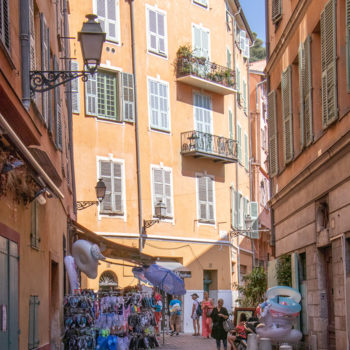 Building facades in the Vieux Nice