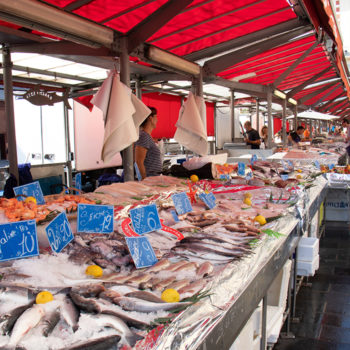 The fish-sellers of the "Libé": a real institution!