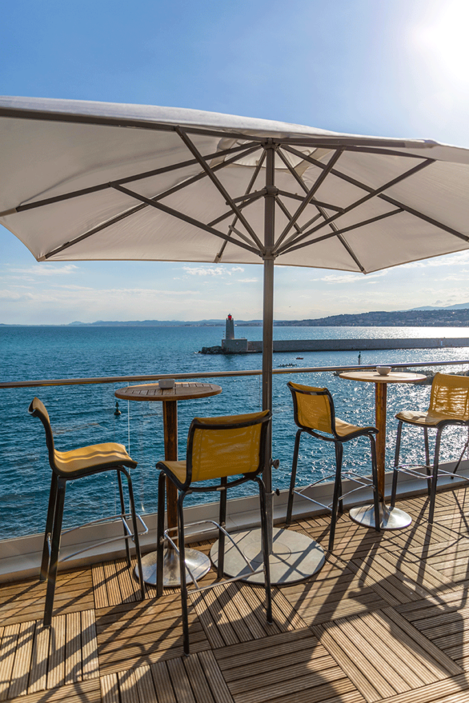 La Réserve Rooftop vue sur le port de Nice