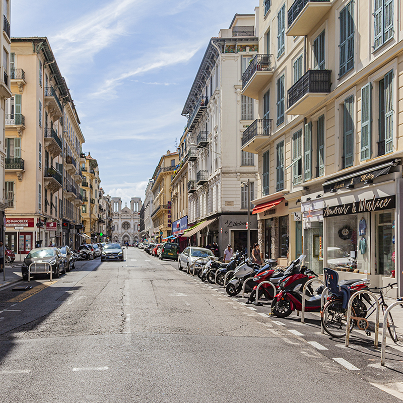 Avenue Notre Dame à Nice